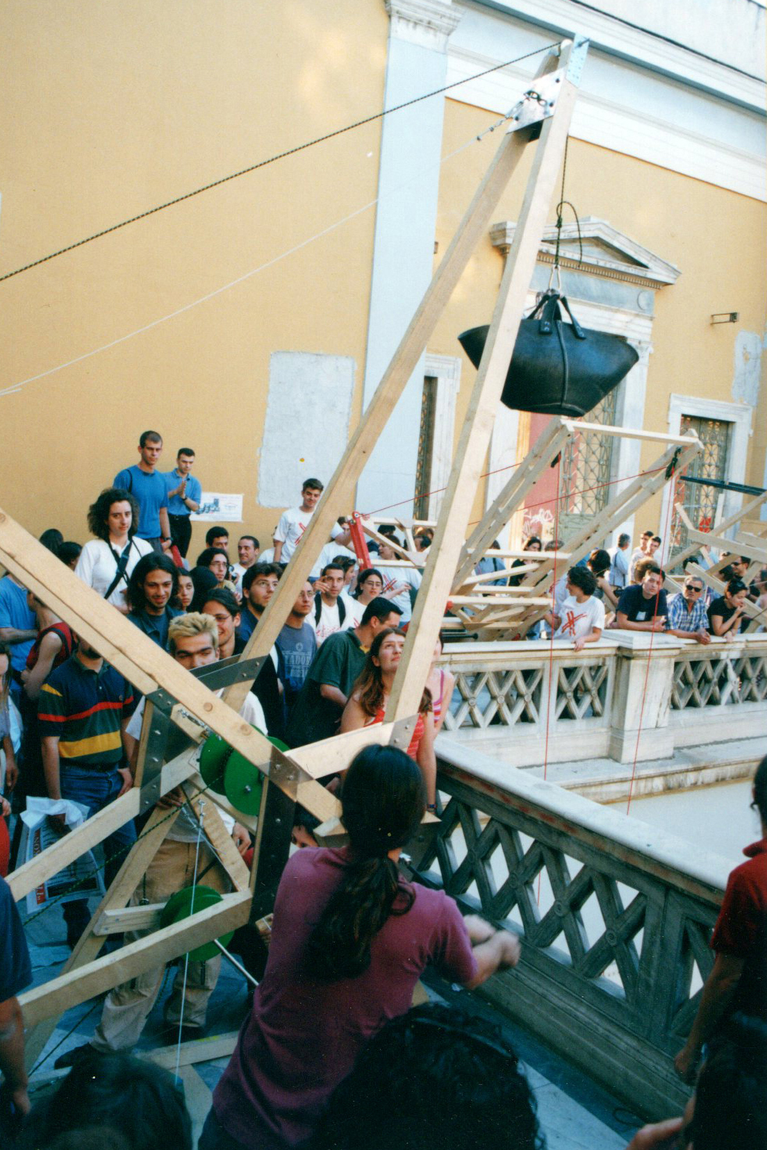 Geranoi (1)
