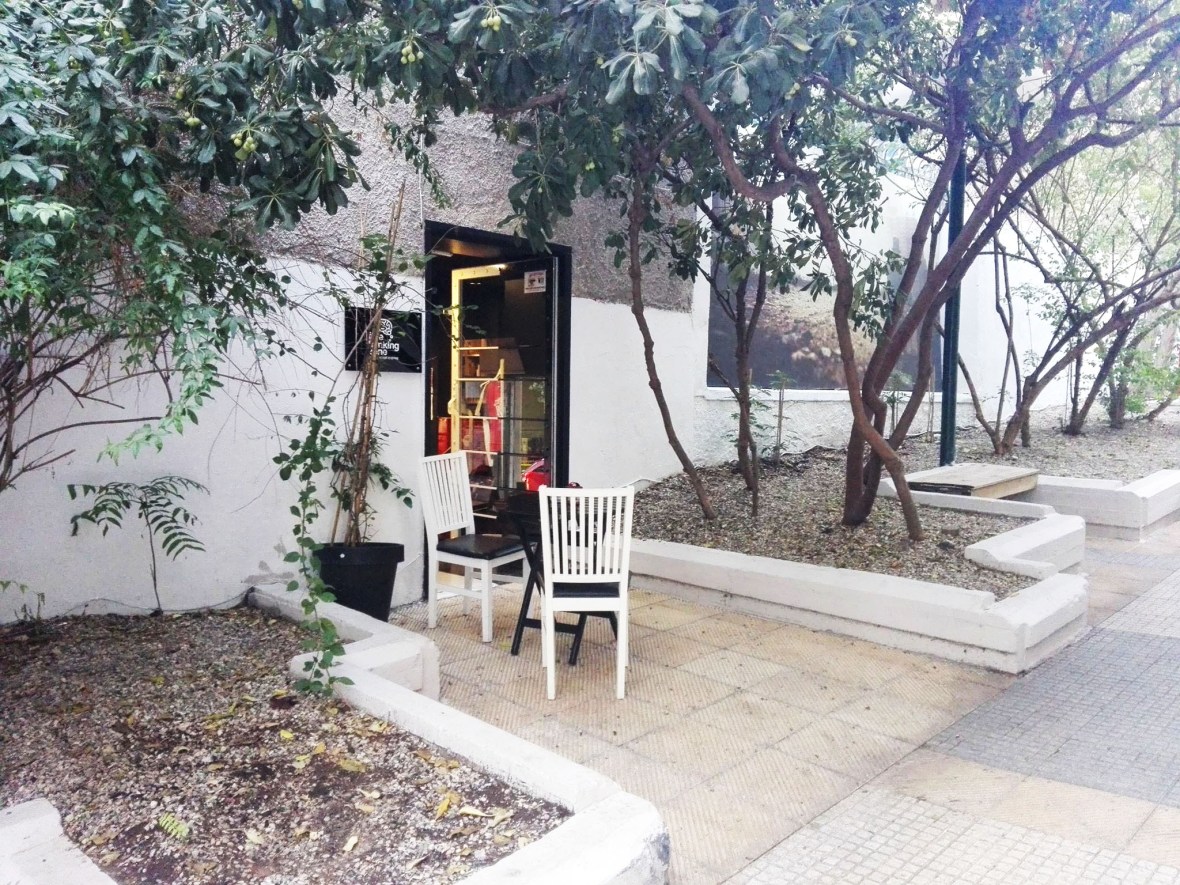 45760242_354128215147835_6177938605617446912_n